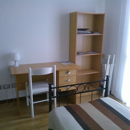 Castelgabbiano Apartment Castel Gabbiano Phòng bức ảnh