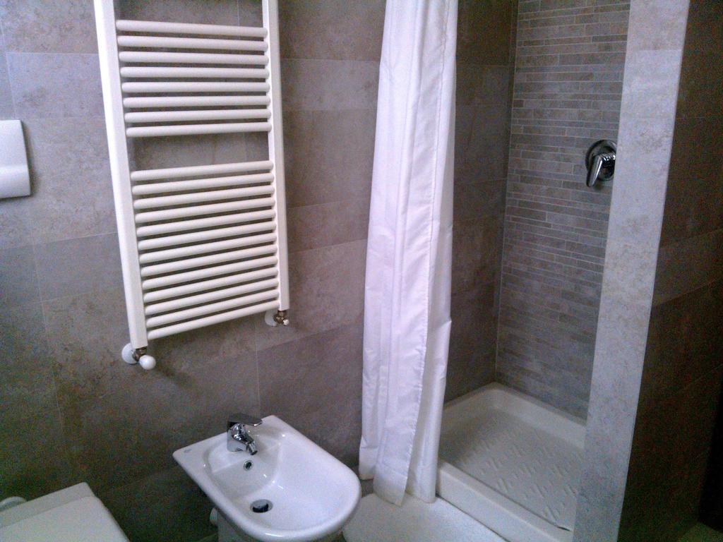 Castelgabbiano Apartment Castel Gabbiano Phòng bức ảnh