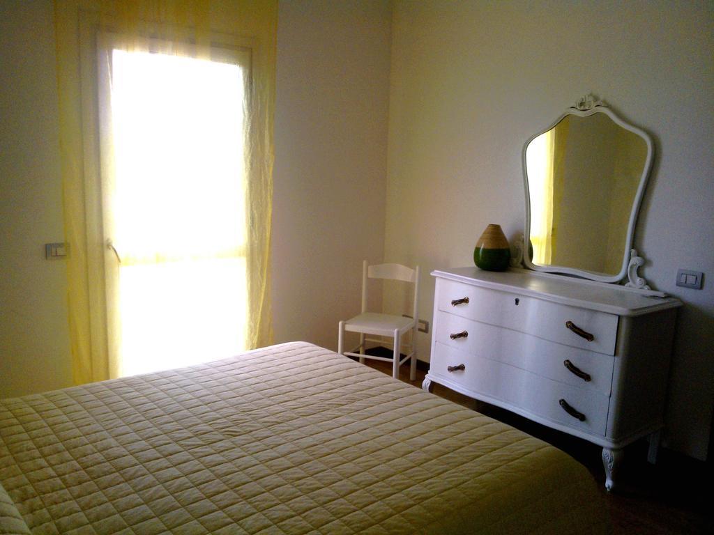 Castelgabbiano Apartment Castel Gabbiano Phòng bức ảnh