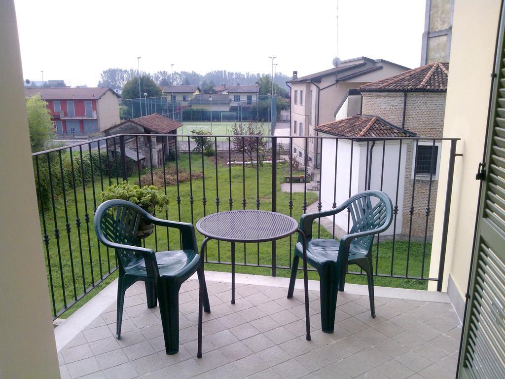 Castelgabbiano Apartment Castel Gabbiano Phòng bức ảnh