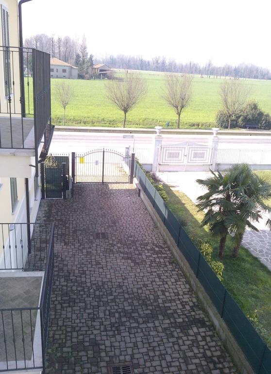 Castelgabbiano Apartment Castel Gabbiano Phòng bức ảnh